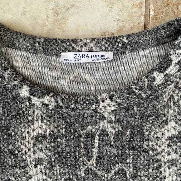 Snake pattern sweater top from Zara - Picture 3 of 4